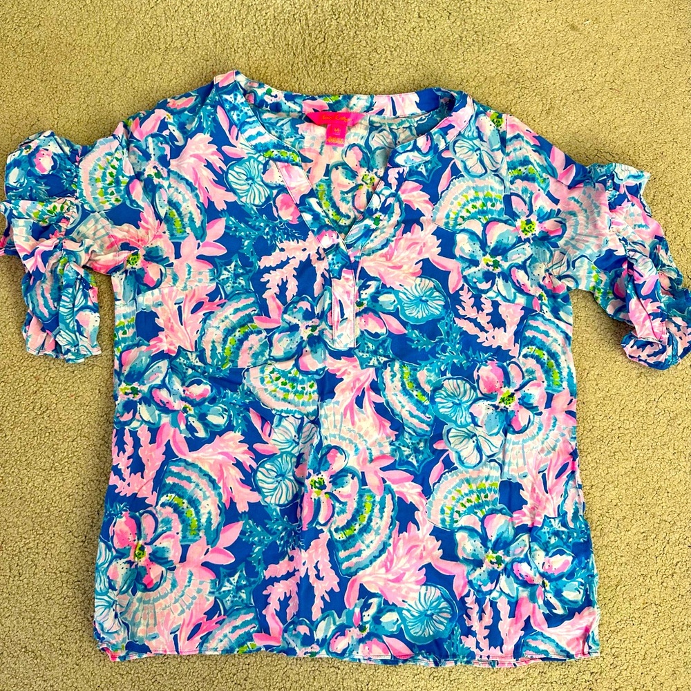 Lilly Pulitzer Size XS Flared Short Sleeve EUC